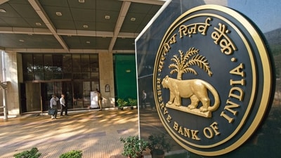 RBI MPC: Monetary Policy Committee on April 8 kept the repo rate unchanged at 5.25%, signalling stability for current and prospective home loan borrowers. (Picture for representational purposes only) (HT File Photo )