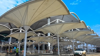 The recent inauguration of the Noida International Airport, coupled with expanding metro connectivity and road infrastructure, has strengthened Noida’s position as a real estate hub, raising the question: has it finally begun to challenge Gurugram? (Photo for representational purposes) (HT File)