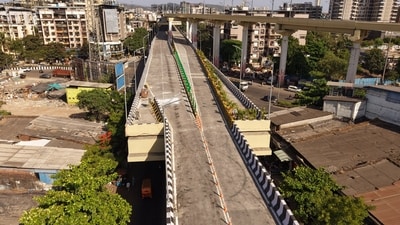 The Mira-Bhayandar bridge in Mumbai. (HT Photo)