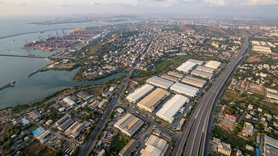 Amazon Seller Services leases 4.17 lakh sq ft of warehouse space in Bhiwandi near Mumbai for a total rent of  ₹162 cr