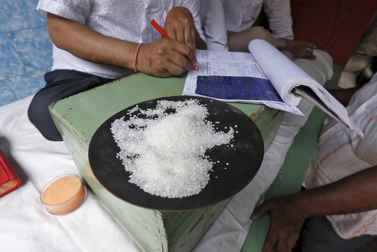 2016-04-27t120000z_1004499312_gf10000396139_rtrmadp_3_india-sugar-output